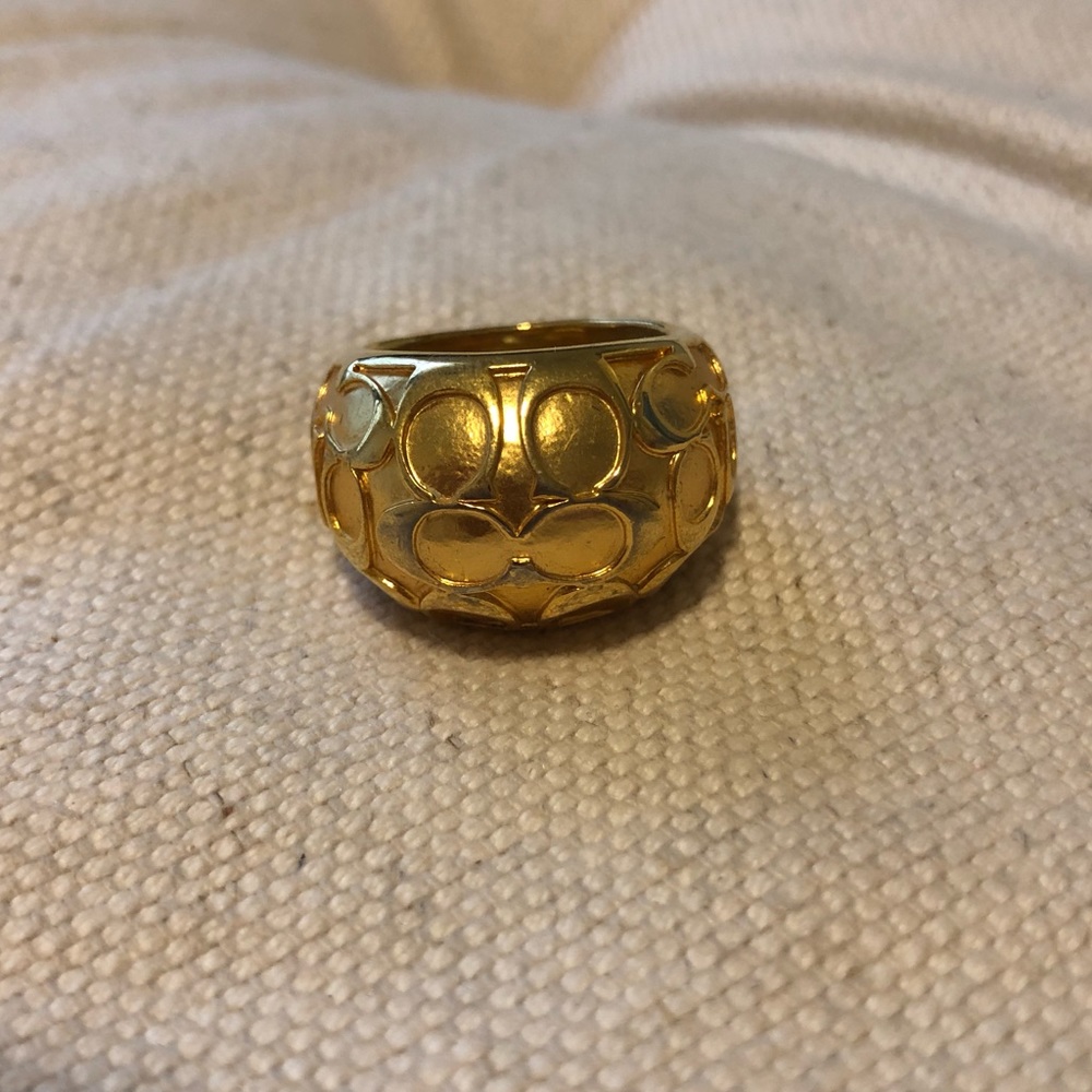 Authentic Coach Brass Gold logo ring Sz 7/8